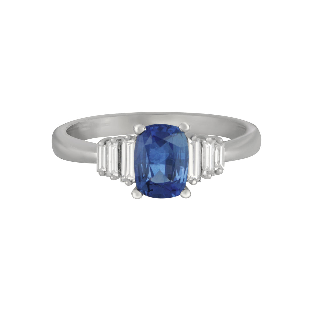 18 Karat White Gold Sapphire and 4 Baguette Side Diamonds Ring Size 6.5, Sap=1.07ct, Dias=.30tw GH/VS