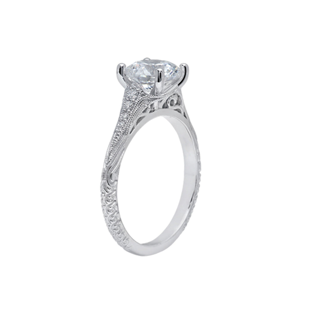 14k White Gold 8 round diamonds = .08ct