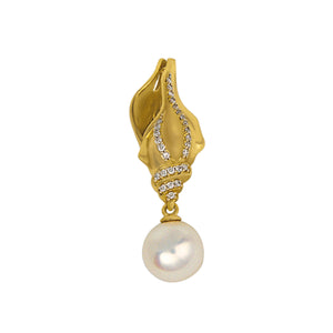 14K Yellow Gold Conch with 8-8.5mm Fresh Water Pearl and Diamonds Pendant, D=.10tw HI/SI